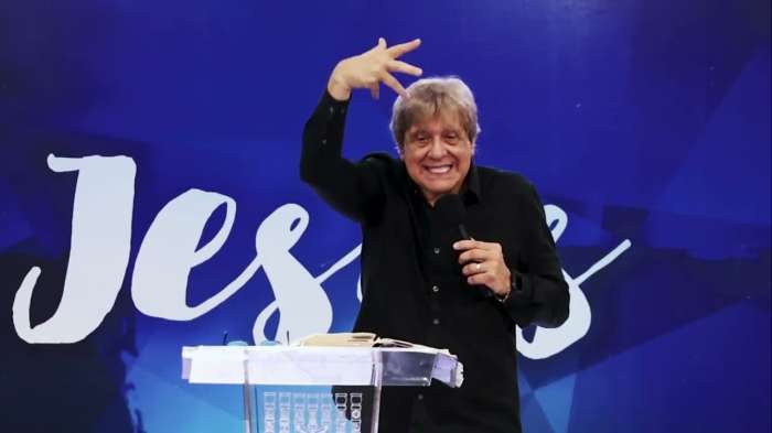 A História de Davi e Golias: Fé, Habilidade e Estratégia